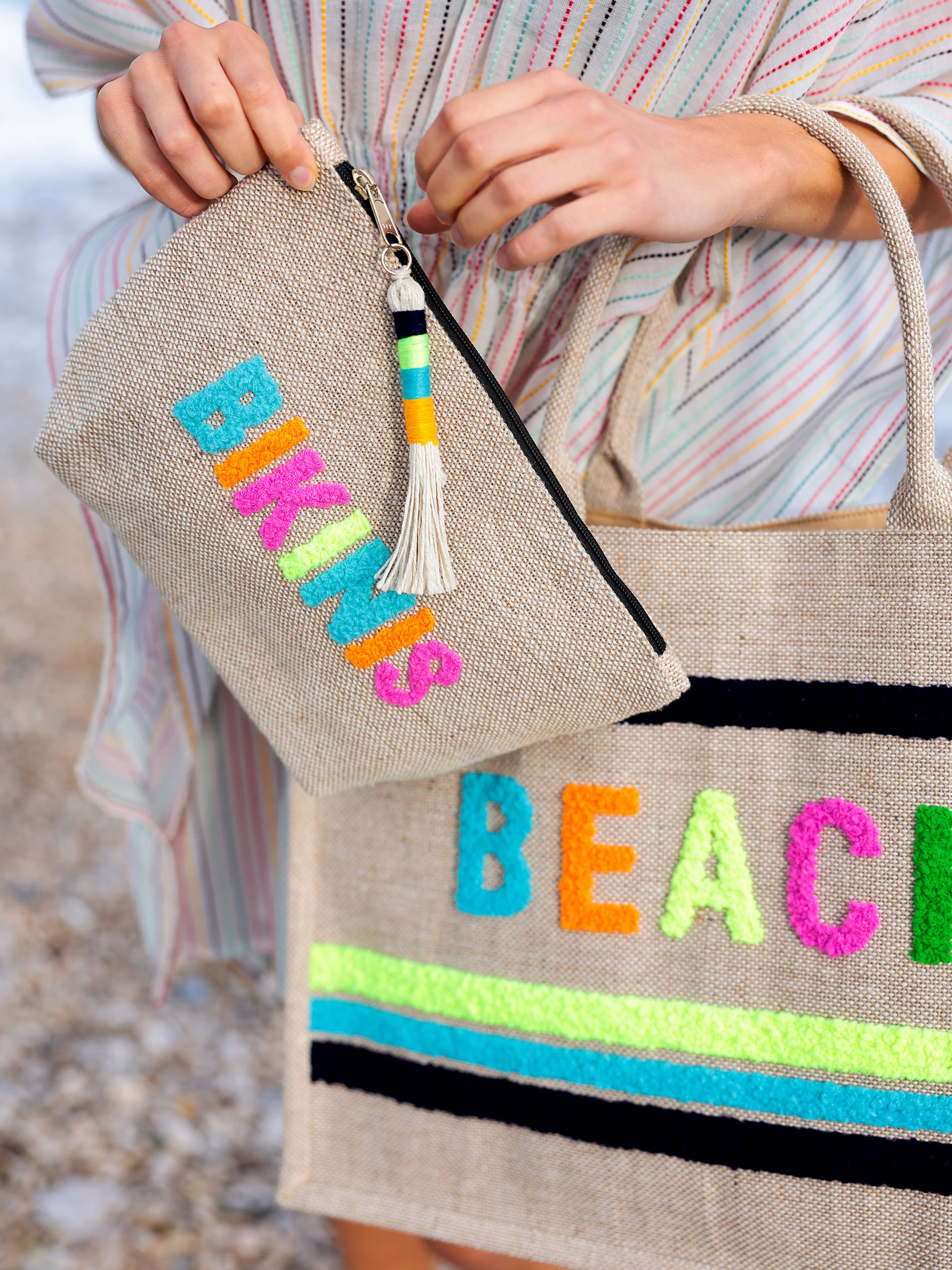Shiraleah - "BIKINIS" ZIP POUCH