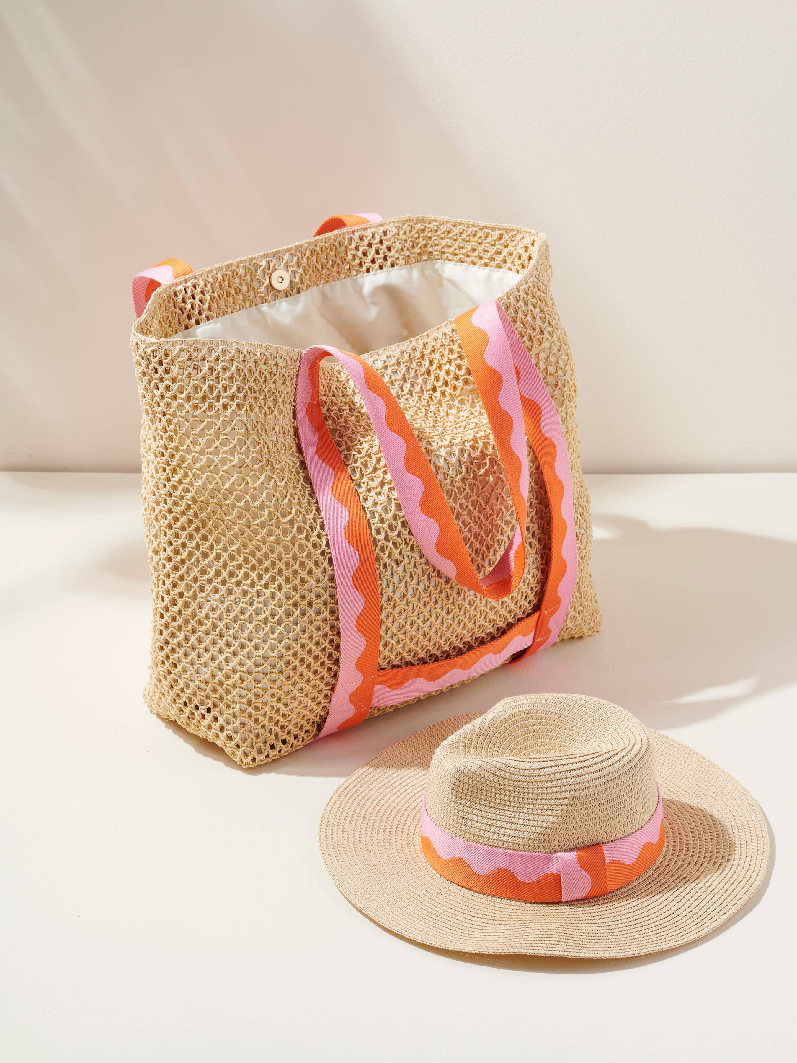 Shiraleah - ANTIGUA TOTE AND HAT SET