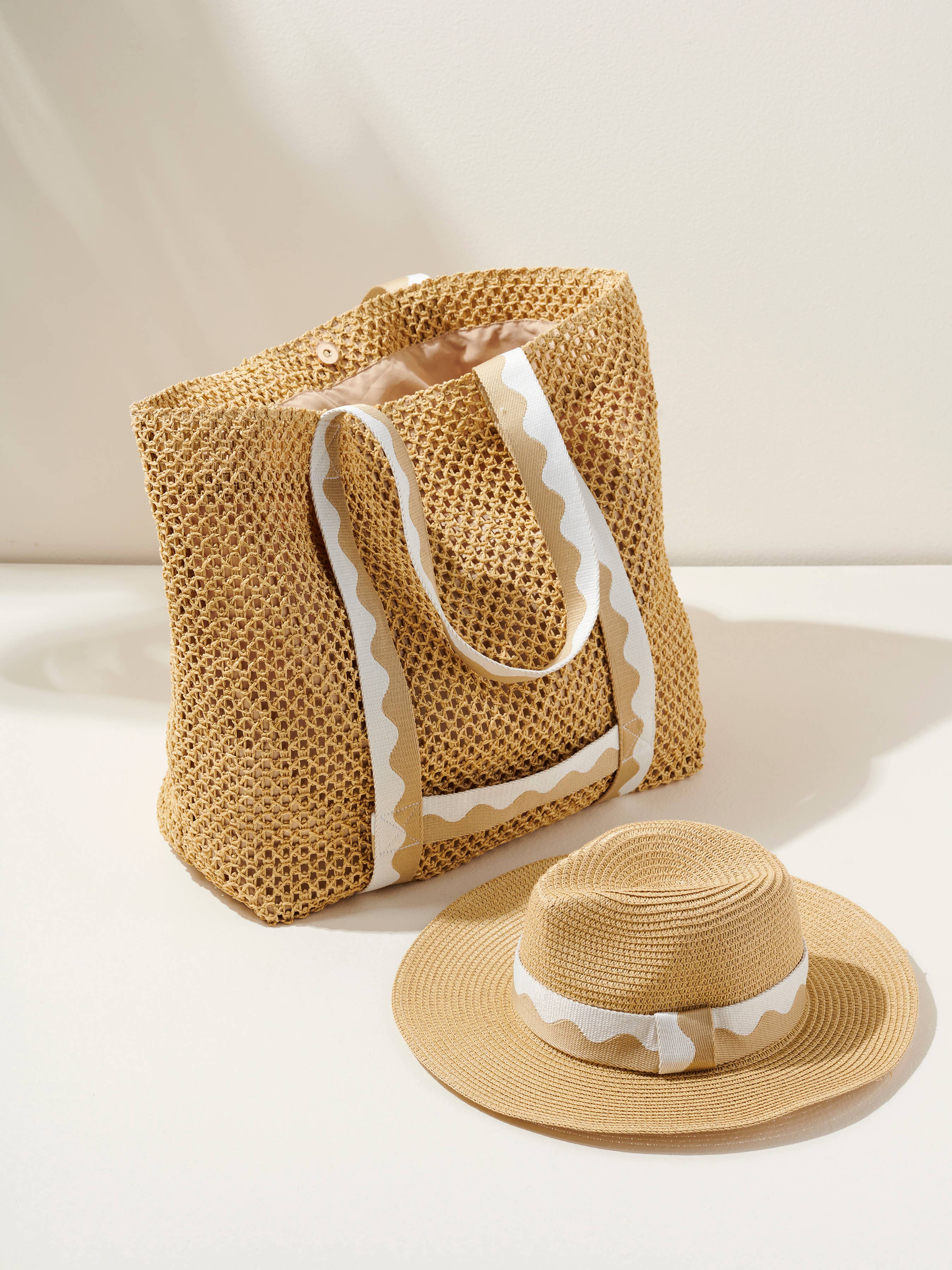 Shiraleah - ANTIGUA TOTE AND HAT SET