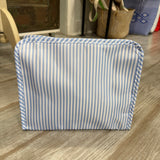 Cabana 19 cosmetic case