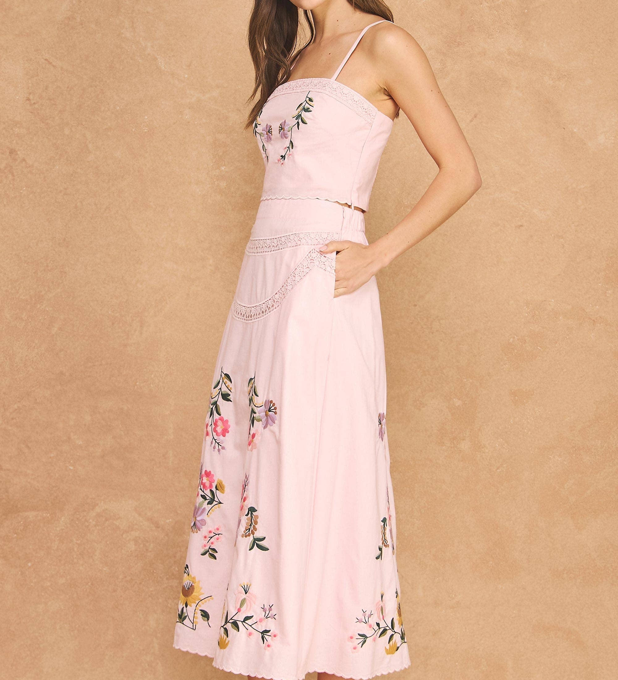Strut & Bolt - Embroidered Floral Lace Detail Top Skirt Set
