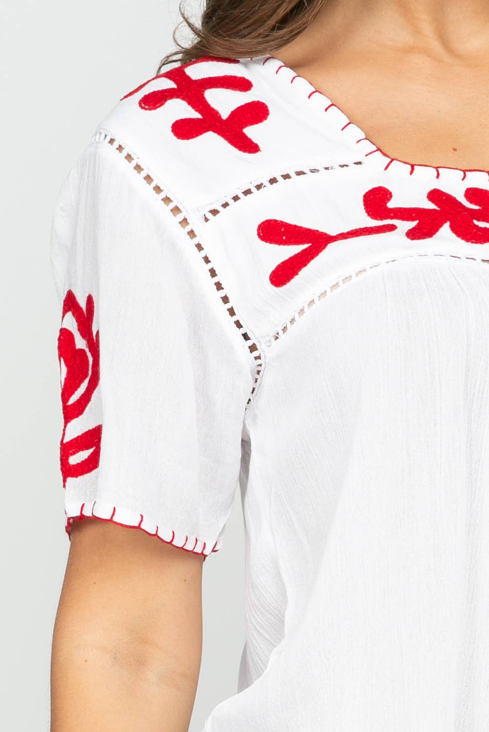 Sandy Embroidered Top White-Red