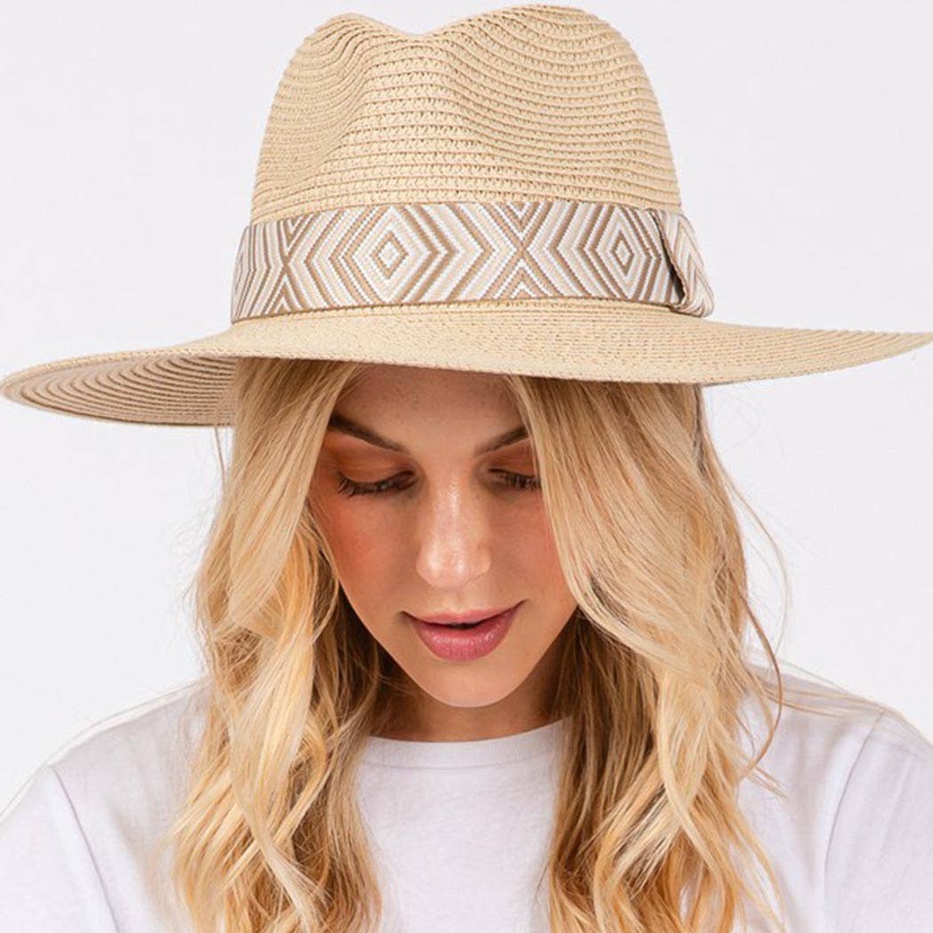 3AM BY H&D ACCESSORIES - TRIBAL AZTEC PATTERN STRAW SUN HAT.