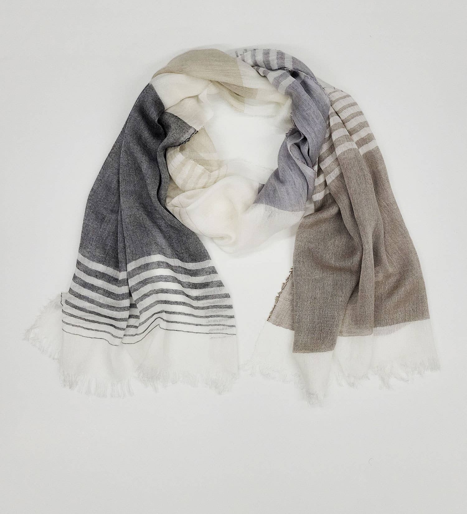 Calista Ultralight Scarf