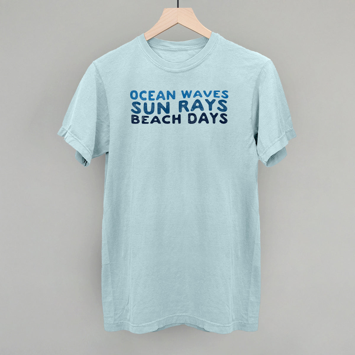 Ocean Waves, Sun Rays, Beach Days