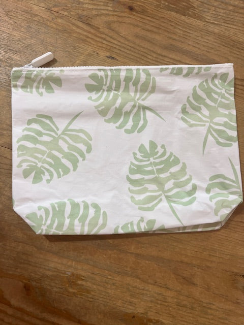 Cabana 19 Sherri Medium Pouch